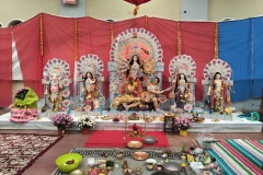 Instalovana-bozstva-–-kalabau-snan-Ganesa-Laksmi-Durga-Sarasvati-a-Karttikeja