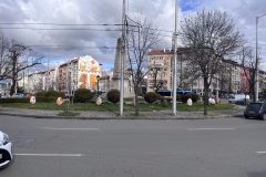 Vejce-u-ruskeho-pamatniku-1-scaled