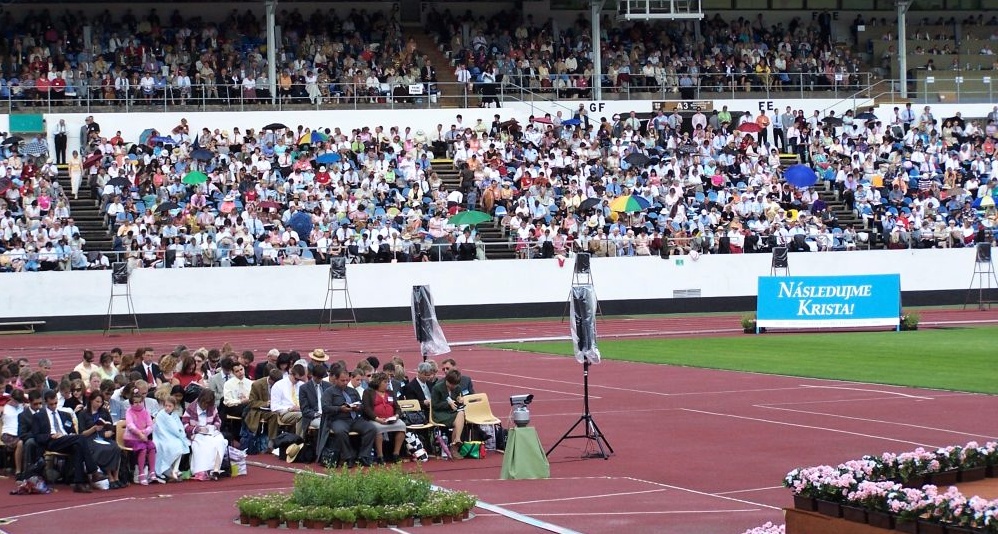 Začínají regionální sjezdy svědků Jehovových