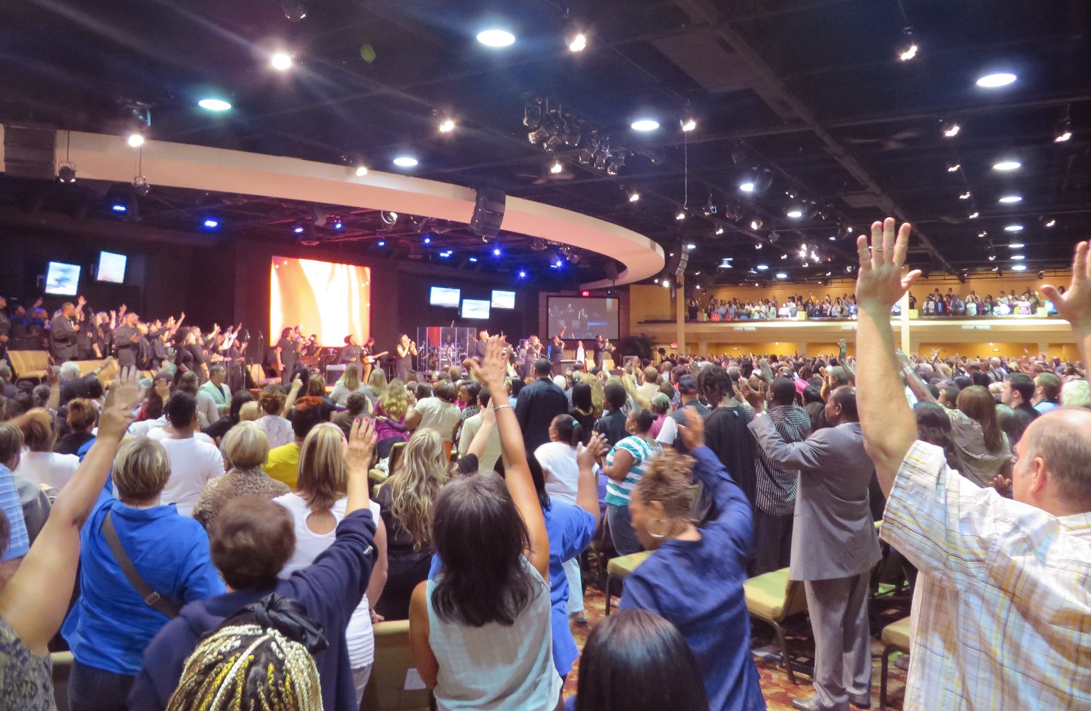 Klesá v USA počet evanjelikálov?