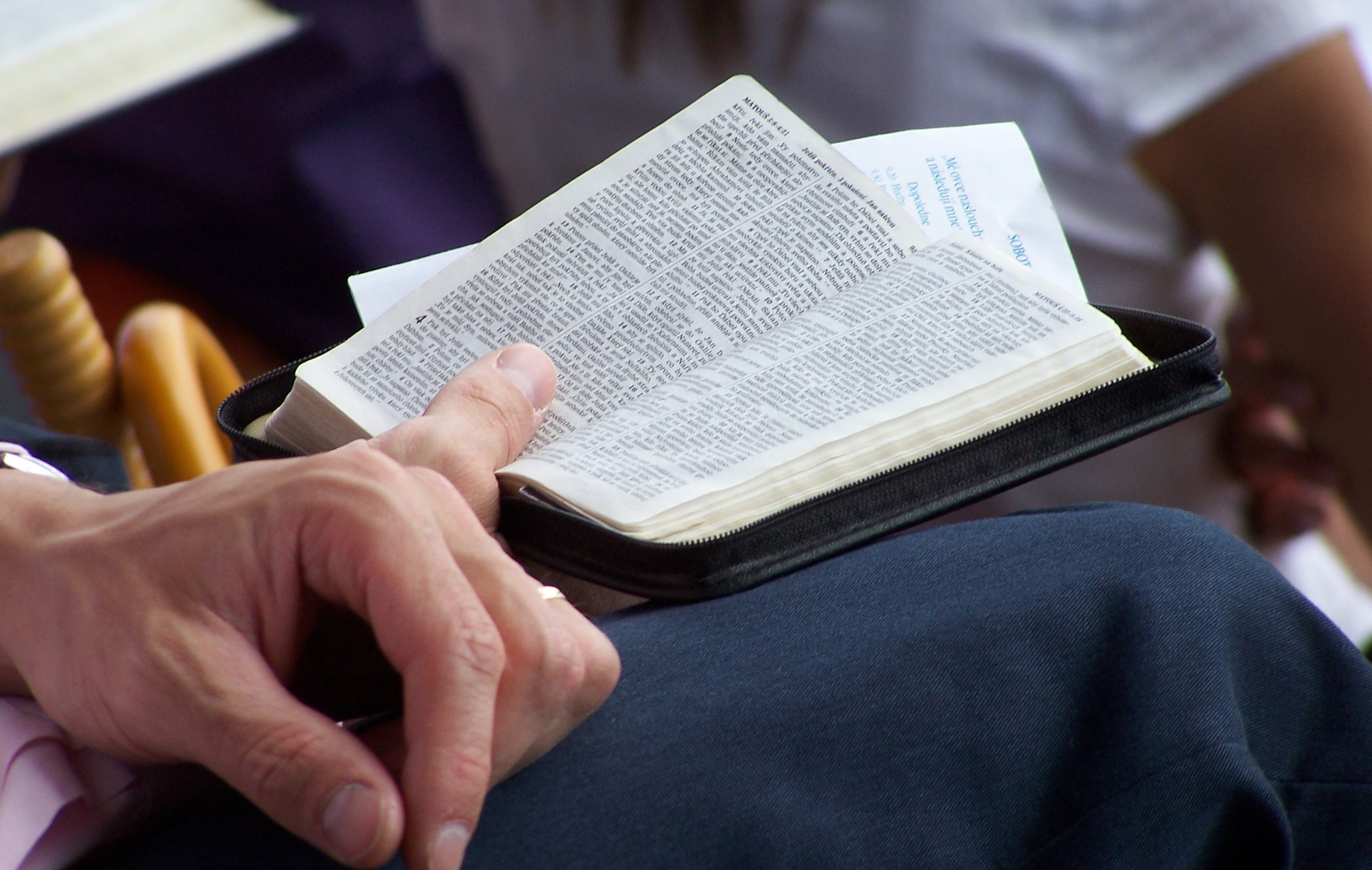 „Ty a tvé náboženství strachu!“ – recenze autobiografie Jehovova svědka