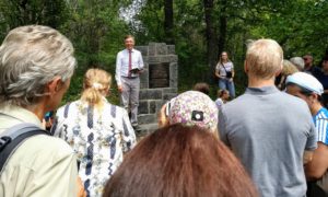 Proslov Martina Pilky u pomníku.