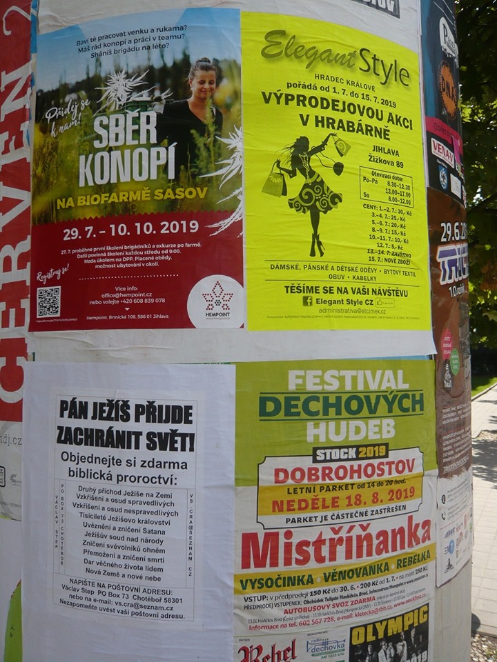 Prázdninová fotografie: Pestrá nabídka náboženských a paranáboženských zážitků