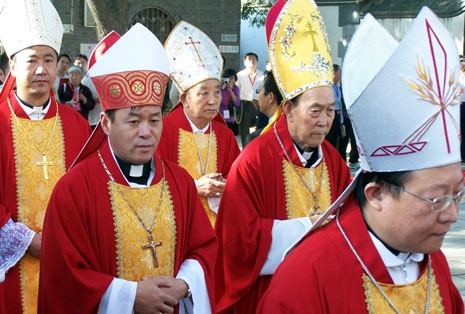 K vysväteniu nových čínskych biskupov