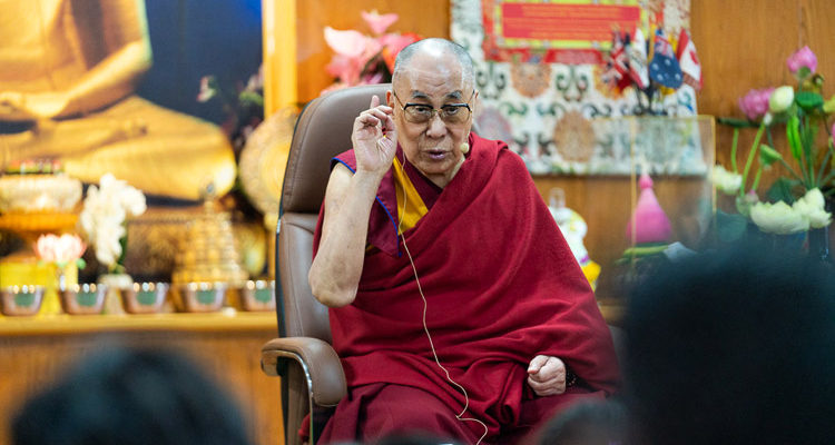 Dalajlama zpochybnil instituci vědomě převtělených lamů