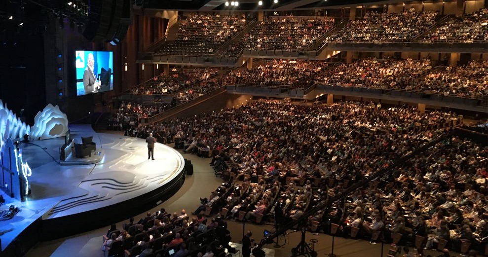 Evanjelikálna megacirkev Willow Creek má nového pastora