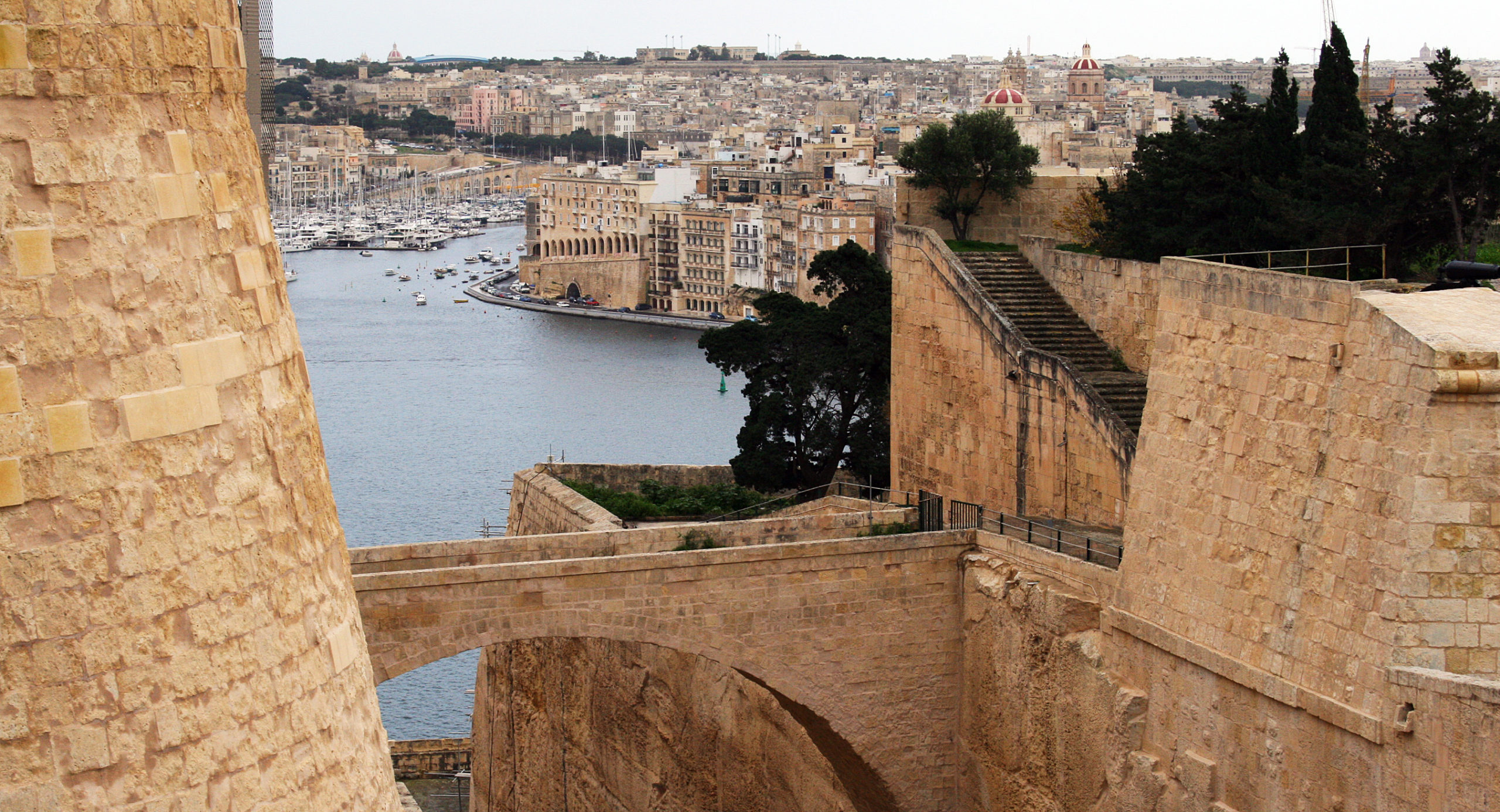 Výročí koncilu v Efezu – křesťanské zasedání na troskách chrámu bohyně Artemis Výročí koncilu v Efezu – křesťanské zasedání na troskách chrámu bohyně Artemis