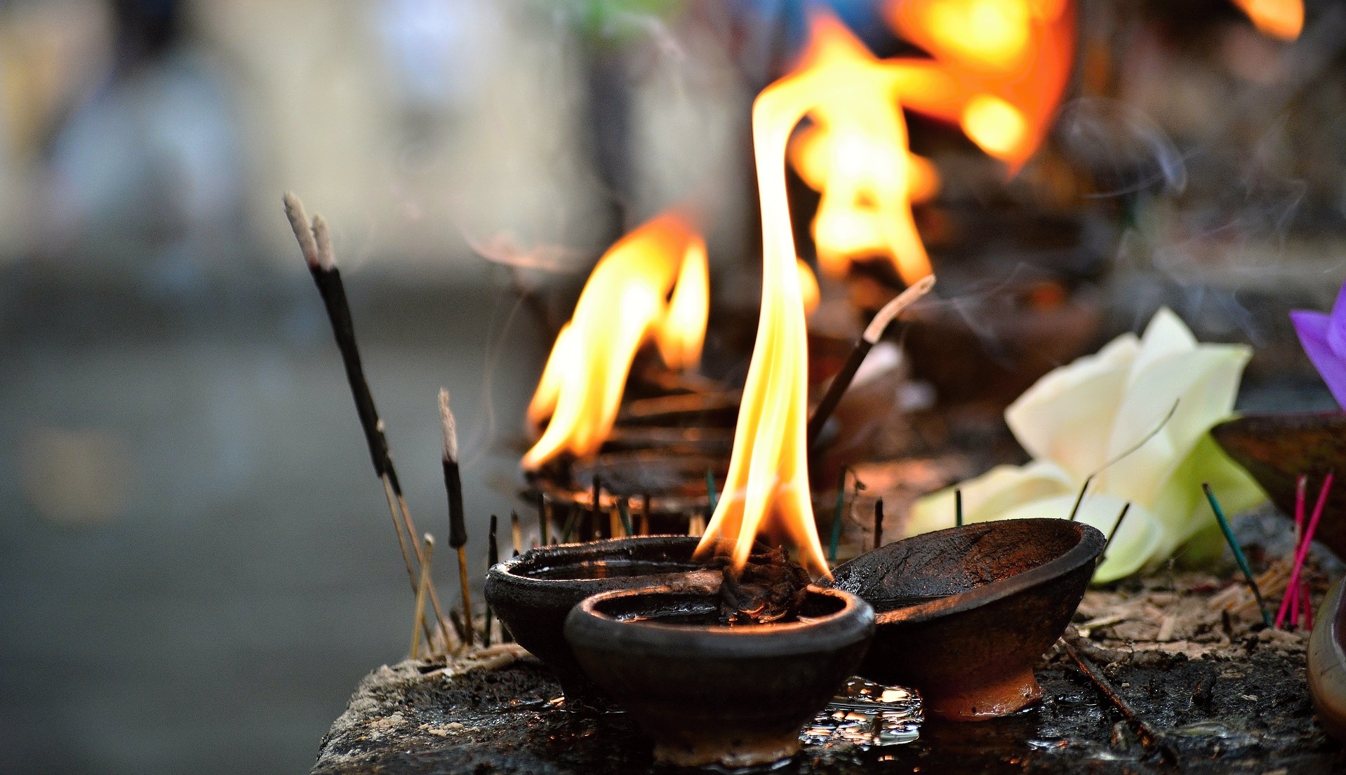 Korona déví: náboženské interpretace pandemie v Indii Korona déví: náboženské interpretace pandemie v Indii