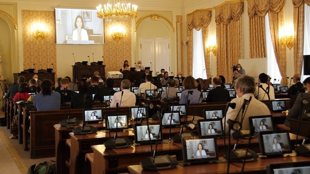 Poselství petice proti pronásledování hnutí Fa-lun-kung se dostane do Poslanecké sněmovny Poselství petice proti pronásledování hnutí Fa-lun-kung se dostane do Poslanecké sněmovny