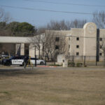 Vyšetřování útoku na texaskou synagogu rozkrývá motivy pachatele, Židé hovoří o bezpečnostních opatřeních
