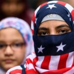 Průzkum: Američtí muslimové se umístili vysoko v Indexu islamofobie