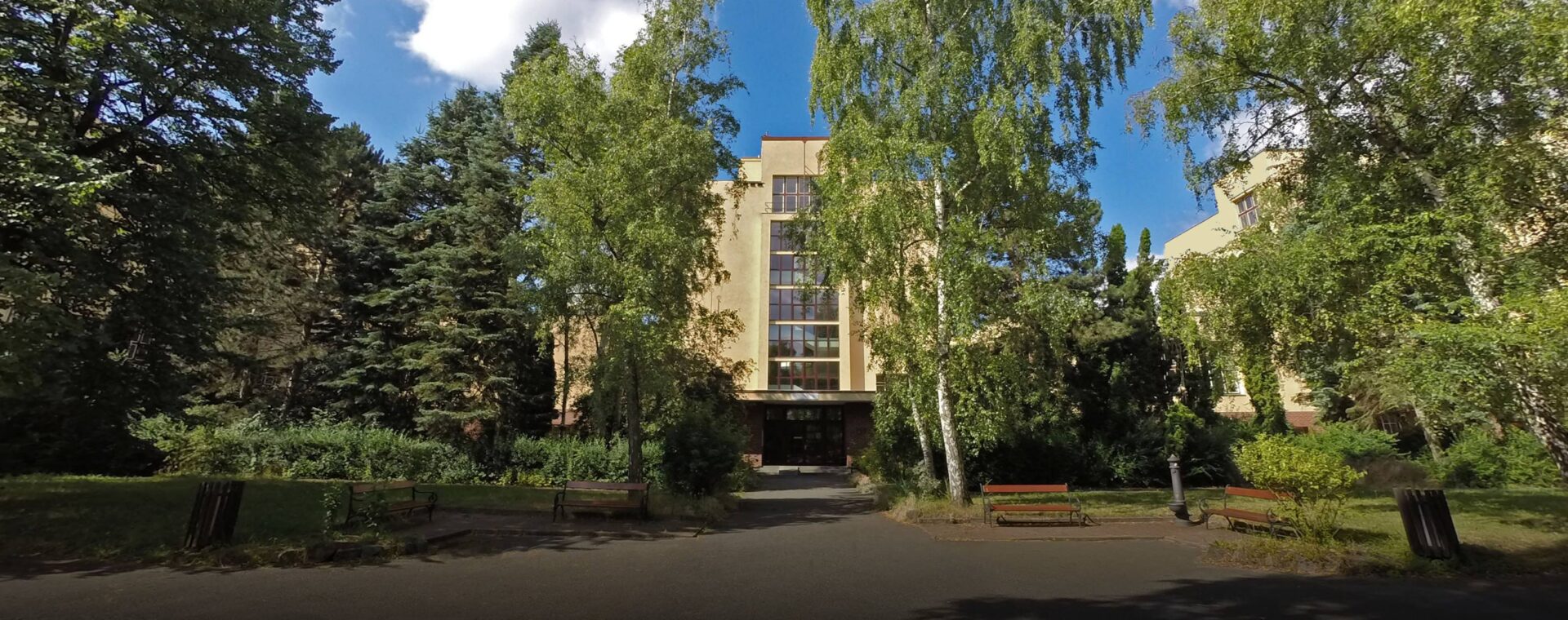 Pozvánka: Večerní kolokvia na Husitské teologické fakultě Pozvánka: Večerní kolokvia na Husitské teologické fakultě