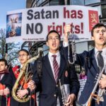 SatanCon 2023: Protesty zevnitř i zvenčí