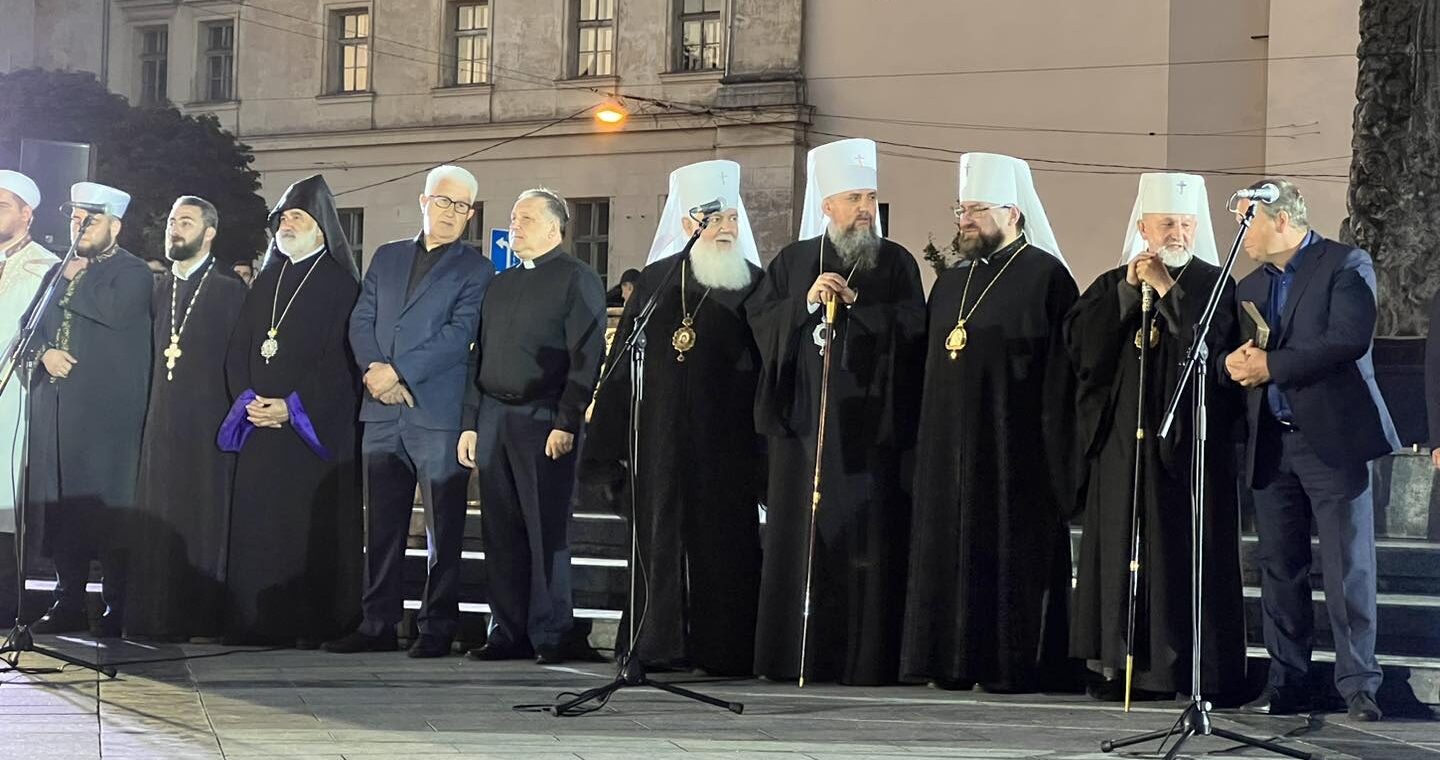 Bože, ochraňuj Ukrajinu! Bože, ochraňuj Ukrajinu!