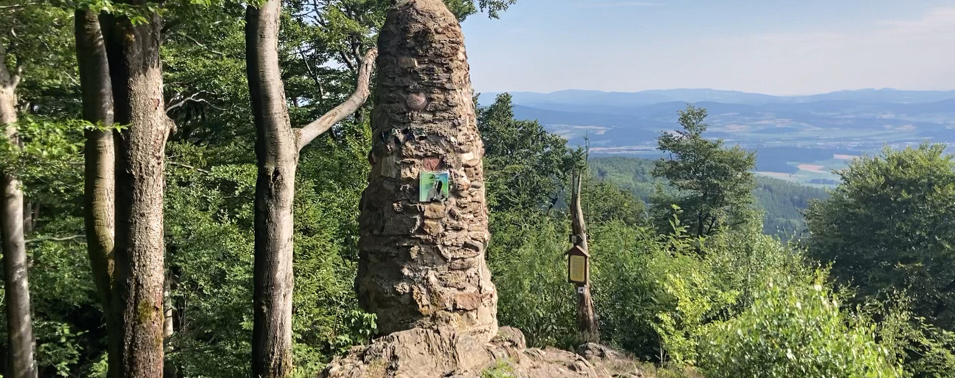 Náboženství na cestách: „Maják lidskosti“ pod Gibachtem Náboženství na cestách: „Maják lidskosti“ pod Gibachtem