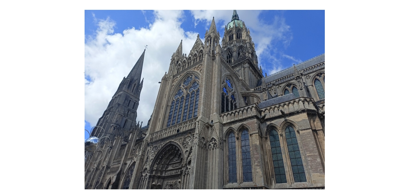 Náboženství na cestách: Dvě normandské zajímavosti Náboženství na cestách: Dvě normandské zajímavosti