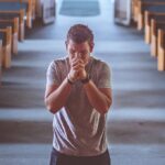 Průzkum: Víra v Boha i ďábla v USA klesá