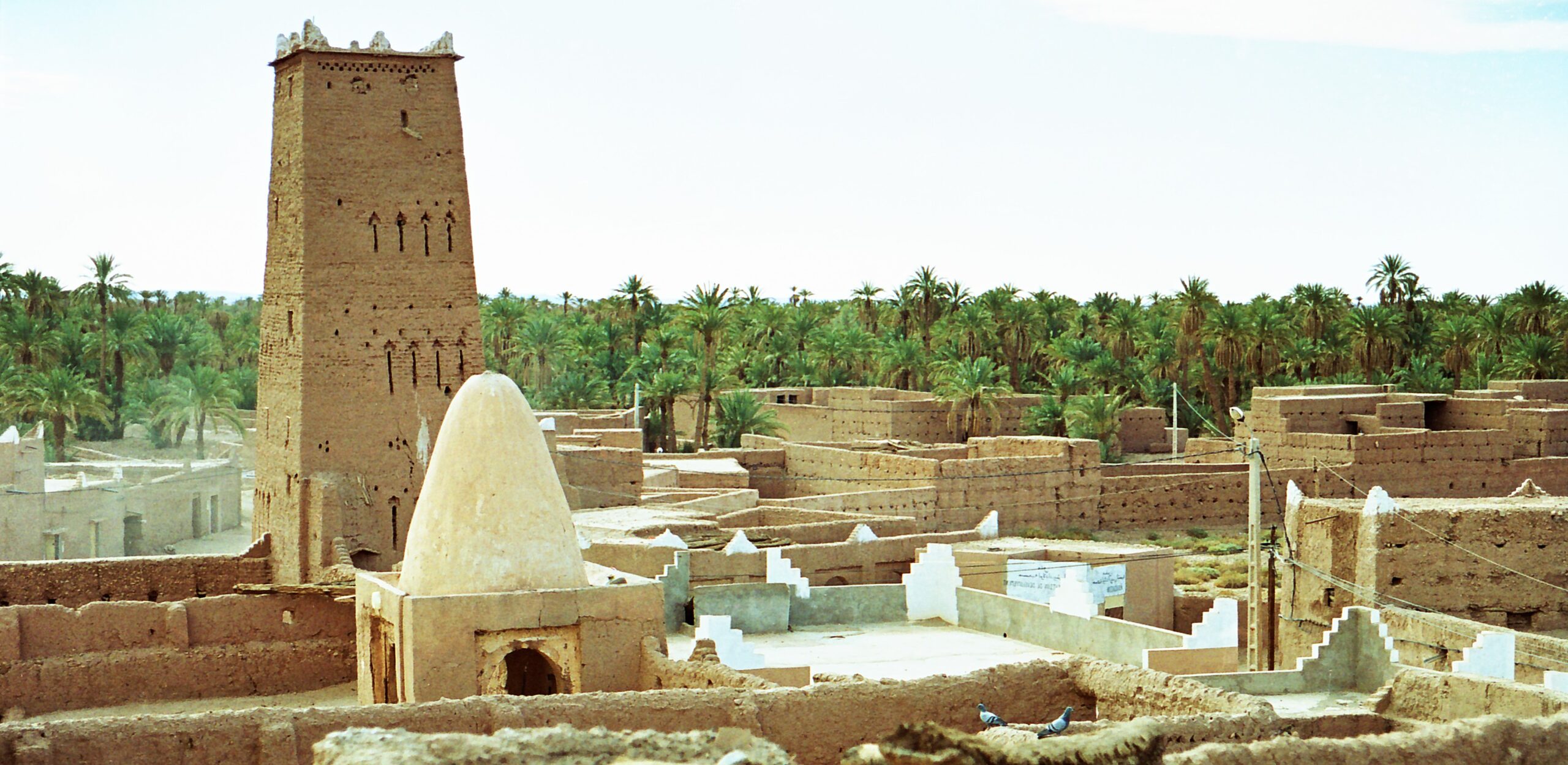 Súfismus v Alžírsku – extatické bytí u Boha kontrastující se suchou vzdělanostní salafizovanou gnozeologií 1/2 Súfismus v Alžírsku – extatické bytí u Boha kontrastující se suchou vzdělanostní salafizovanou gnozeologií 1/2