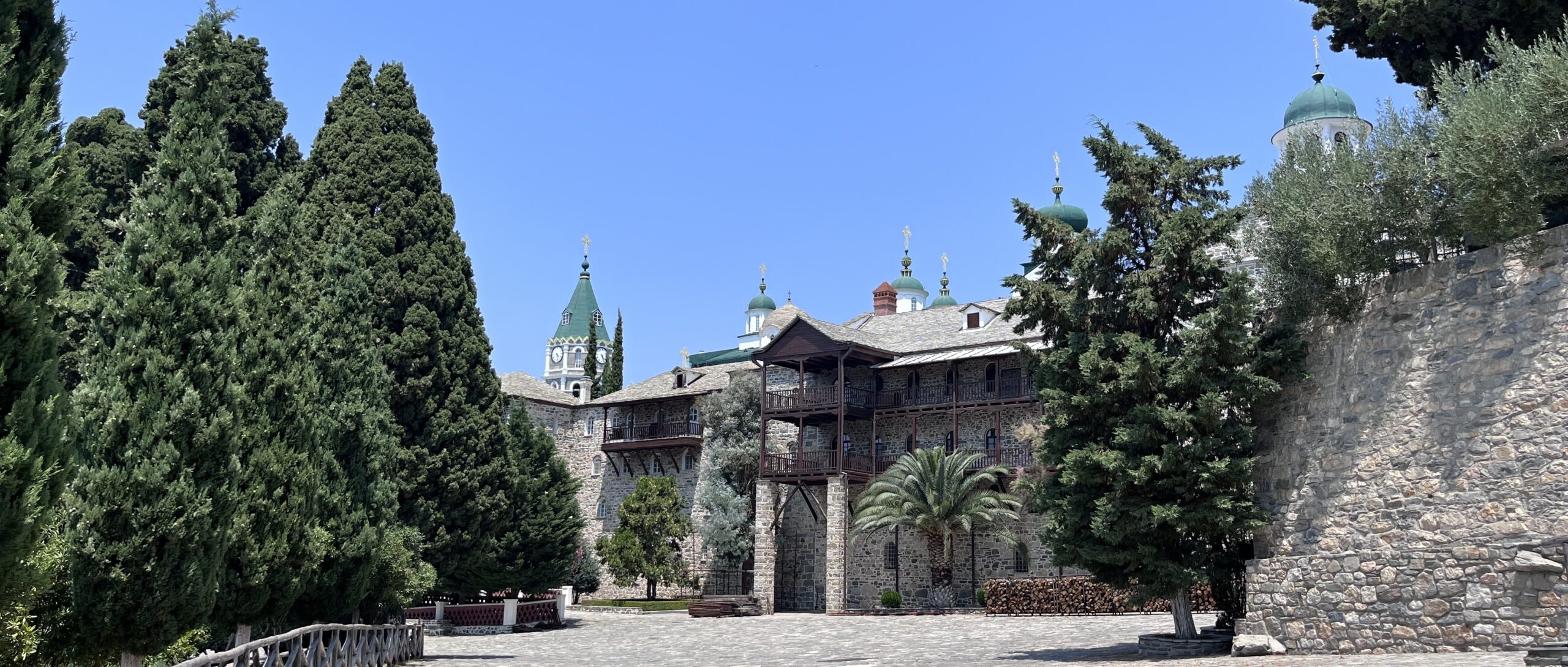 Náboženství na cestách: osm dní na Svaté Hoře Athos Náboženství na cestách: osm dní na Svaté Hoře Athos