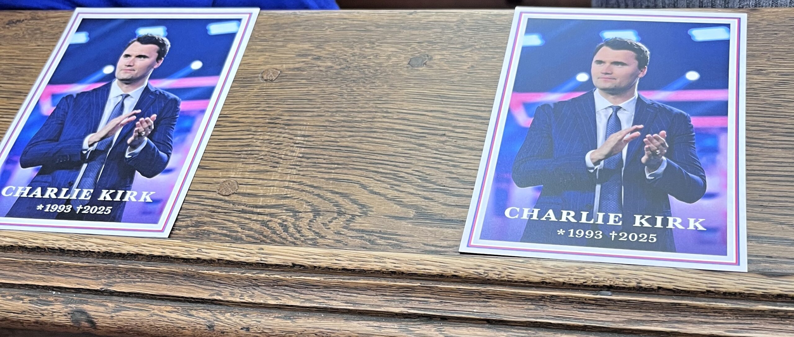 Mše za Charlieho Kirka v Praze: kontroverze kolem pocty krajně pravicovému aktivistovi Mše za Charlieho Kirka v Praze: kontroverze kolem pocty krajně pravicovému aktivistovi