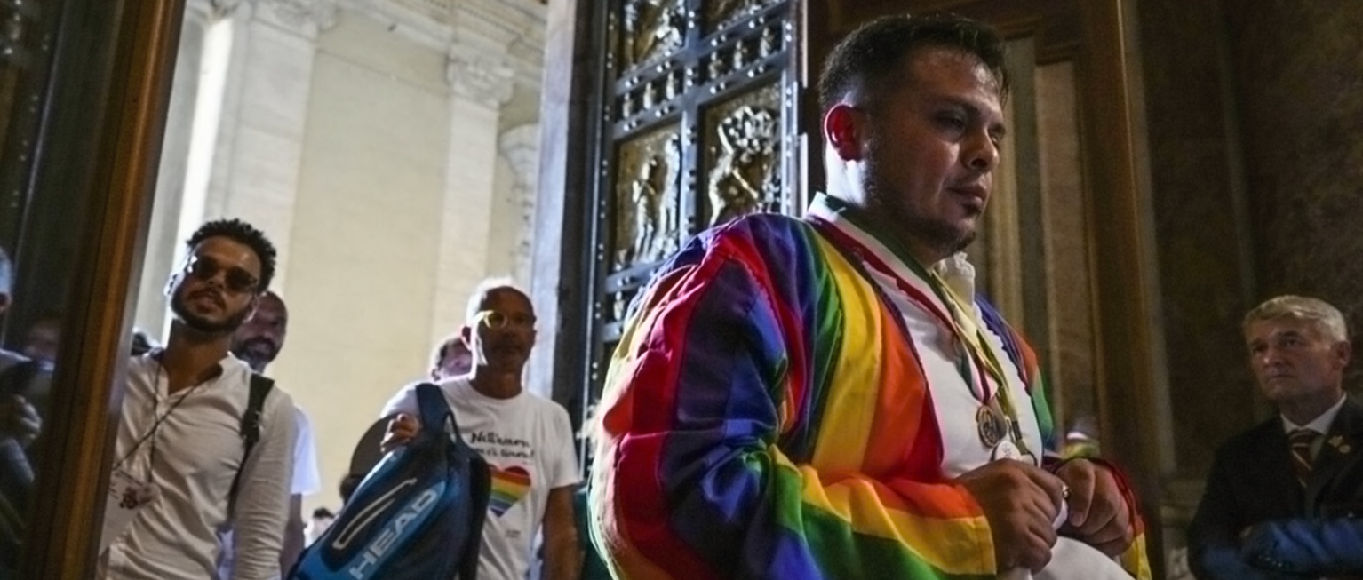 Dárek ke dni IDAHO: katolický text vstřícný k LGBTQ+ lidem Dárek ke dni IDAHO: katolický text vstřícný k LGBTQ+ lidem