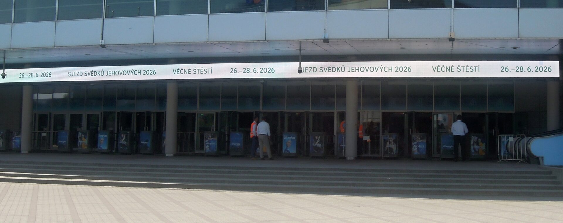 Věčné štěstí: v Praze se konal celostátní sjezd svědků Jehovových