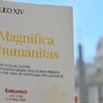 Papež Lev XIV. zveřejnil svou první encykliku, vyjadřuje se k&nbsp;umělé inteligenci