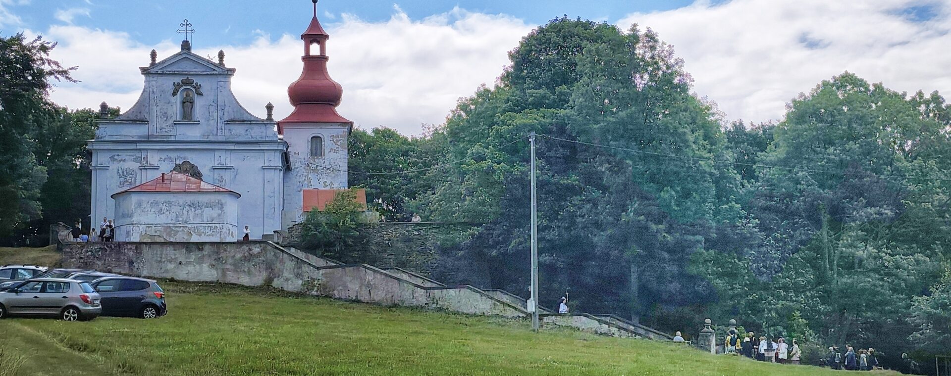 Náboženství na cestách: Květnov je zapomenutá perla krušnohorských poutí